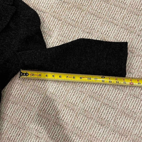VINCE WOOL BLEND GRAY BLAZER WOMEN'S SIZE 6-8 RUNS SMALL - Picture 7 of 12